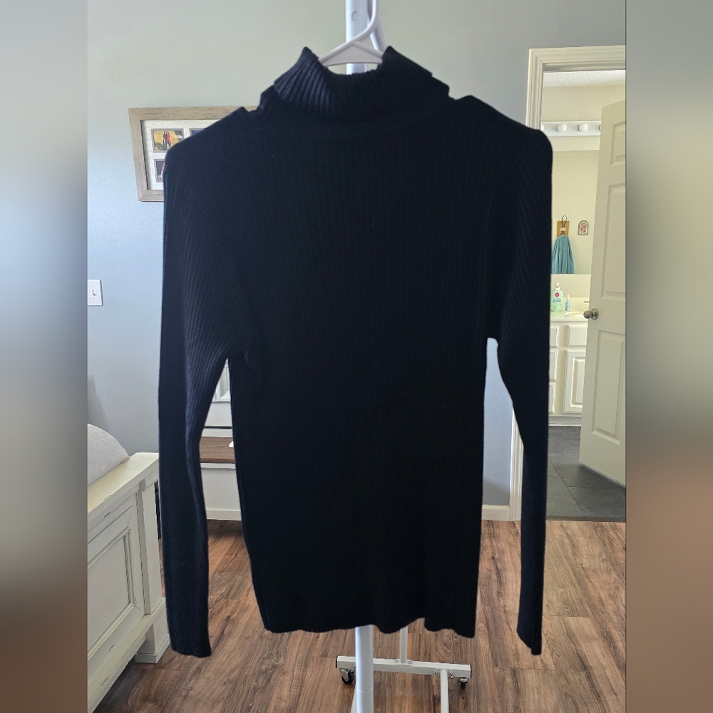 Black Ribbed Long Sleeve Top